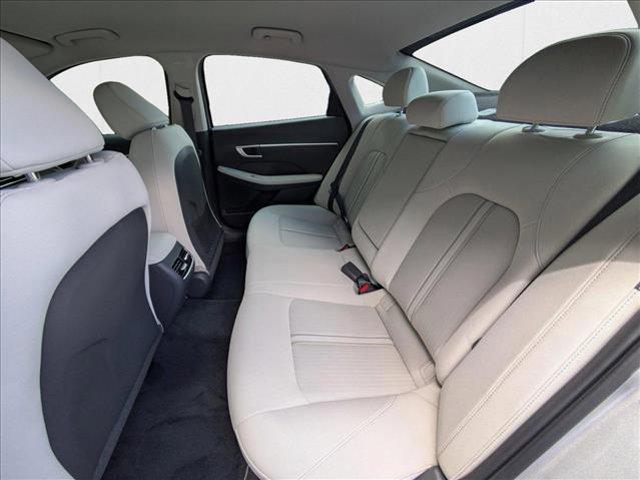 new 2025 Hyundai Sonata Hybrid car, priced at $31,267