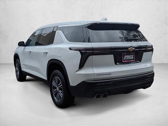 used 2024 Chevrolet Traverse car, priced at $30,750