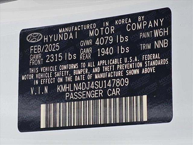 new 2025 Hyundai ELANTRA HEV car, priced at $32,679