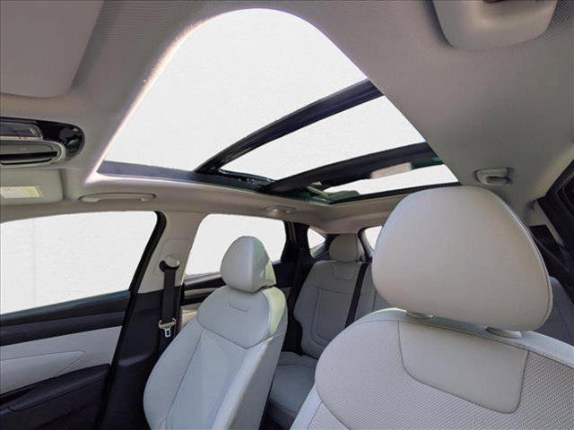 new 2025 Hyundai TUCSON Hybrid car, priced at $35,560