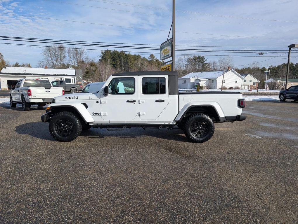 used 2023 Jeep Gladiator car, priced at $34,995