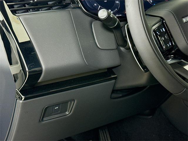 new 2025 Land Rover Range Rover Sport car, priced at $92,475