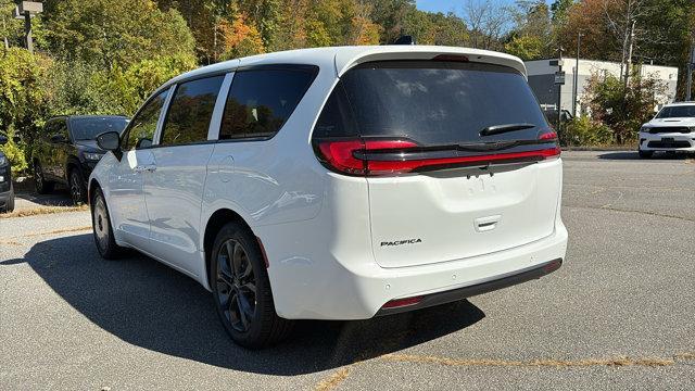 new 2026 Chrysler Pacifica car, priced at $46,615