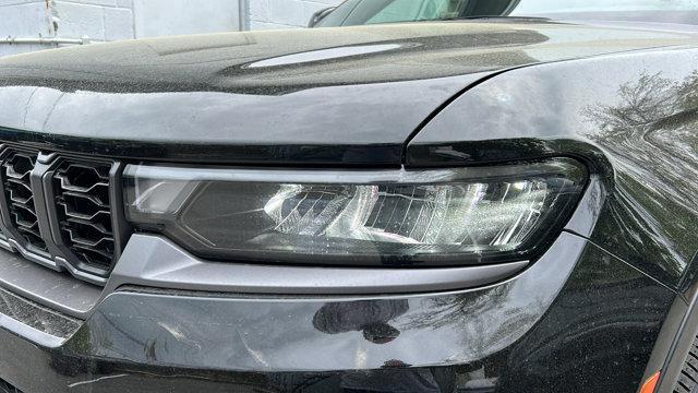 new 2026 Jeep Grand Cherokee car, priced at $53,230