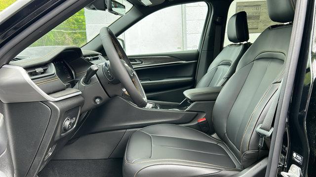 new 2026 Jeep Grand Cherokee car, priced at $53,230