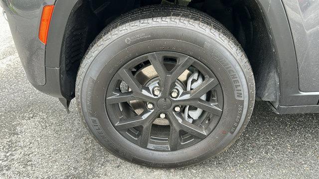 new 2026 Jeep Grand Cherokee car, priced at $48,750