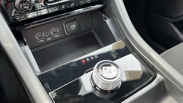 new 2025 Jeep Grand Cherokee car, priced at $44,200