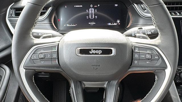 new 2025 Jeep Grand Cherokee car, priced at $44,200