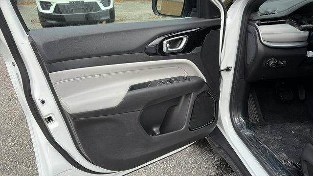 new 2026 Jeep Compass car, priced at $34,583