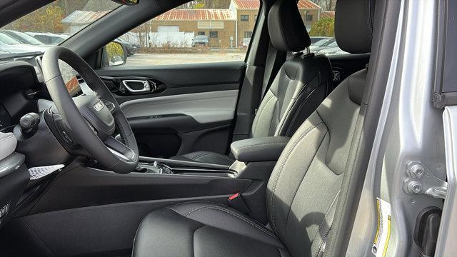 new 2026 Jeep Compass car, priced at $35,131