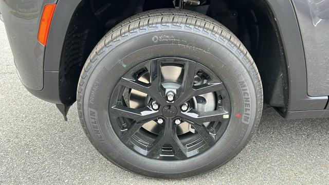 new 2026 Jeep Grand Cherokee L car, priced at $51,675