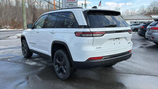 new 2025 Jeep Grand Cherokee car, priced at $48,277