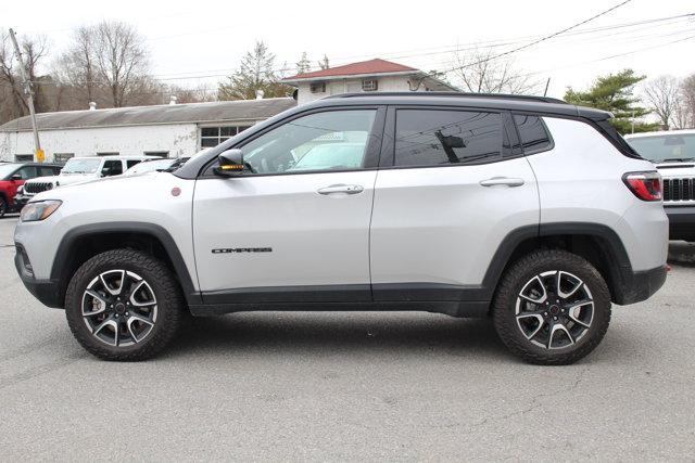 used 2025 Jeep Compass car, priced at $25,799