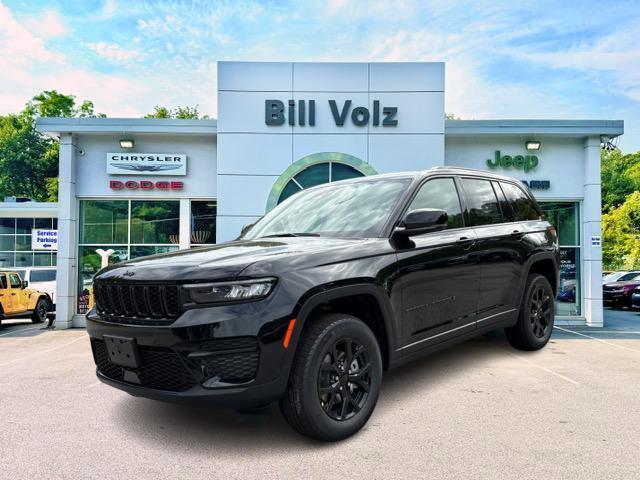 new 2025 Jeep Grand Cherokee car, priced at $44,500