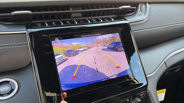 new 2025 Jeep Grand Cherokee car, priced at $44,700