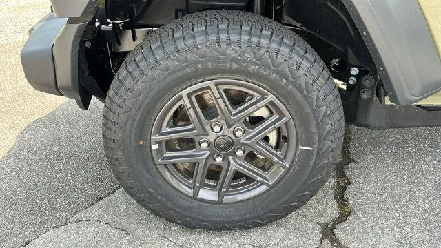 new 2026 Jeep Wrangler car, priced at $52,175