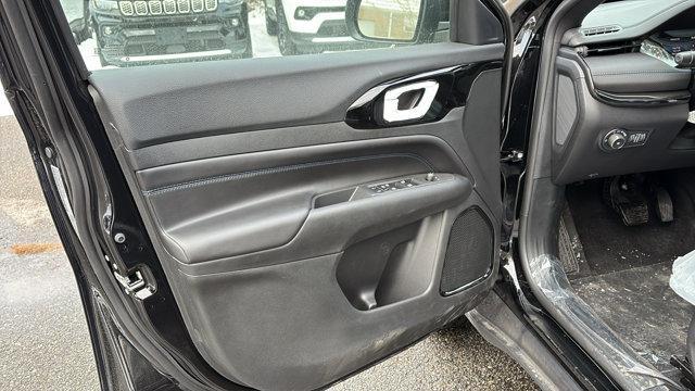 new 2026 Jeep Compass car, priced at $37,318