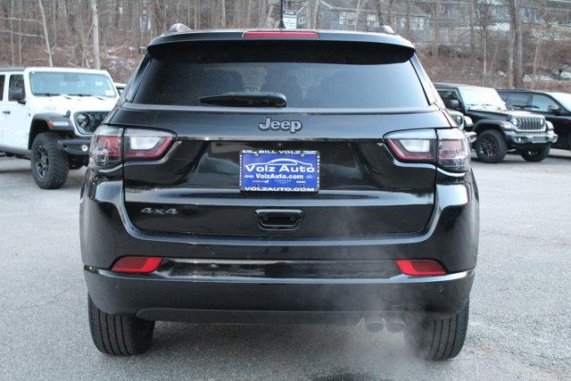 2022 Diamond Black Jeep Compass