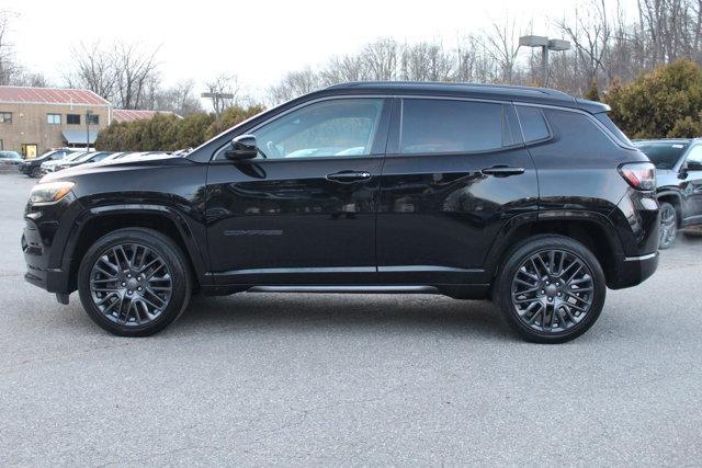 2022 Diamond Black Jeep Compass
