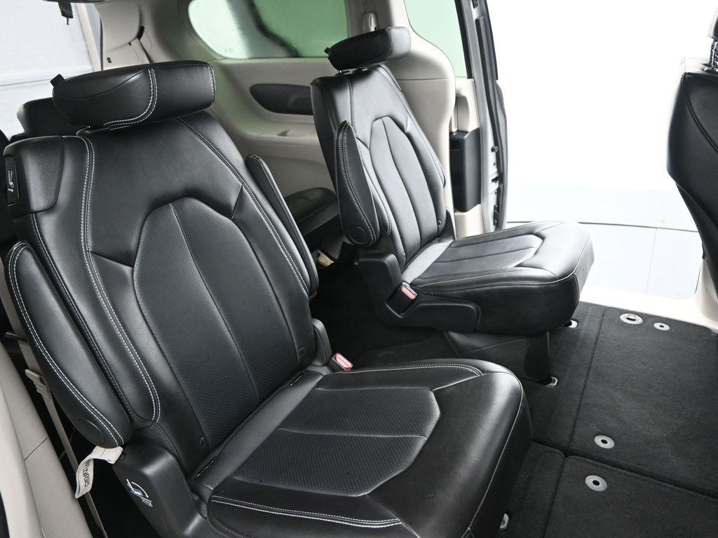 used 2024 Chrysler Pacifica car, priced at $28,209