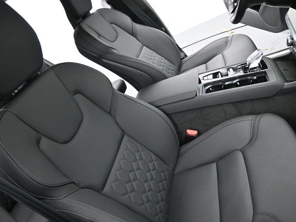 used 2025 Volvo XC90 car, priced at $51,136