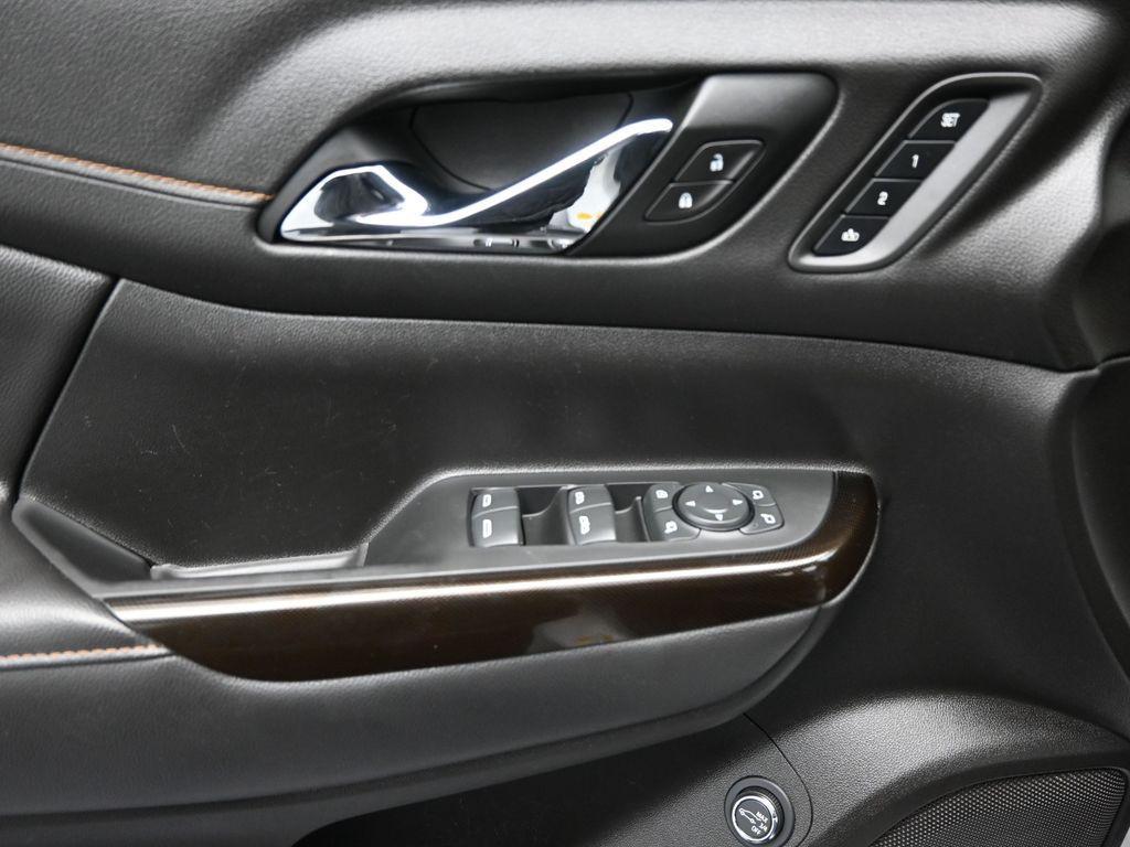 used 2022 GMC Acadia car, priced at $25,870