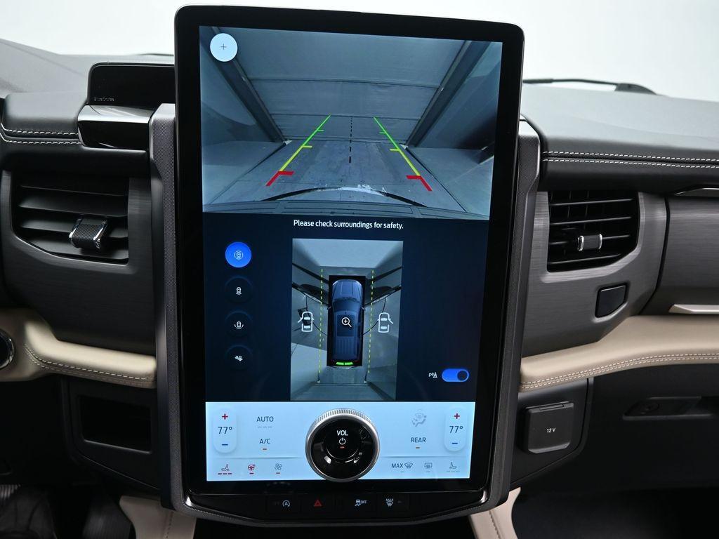 used 2024 Ford Expedition car, priced at $64,208