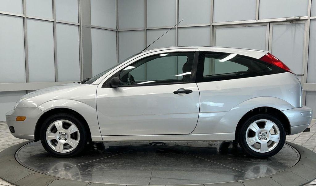 used 2007 Ford Focus car, priced at $5,995