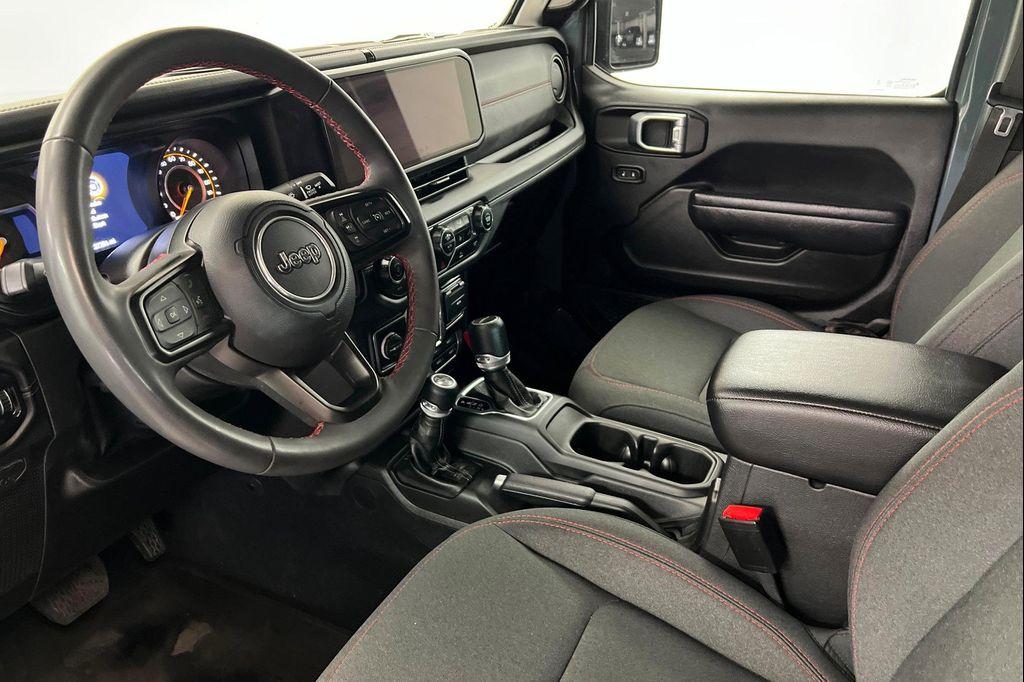 used 2024 Jeep Gladiator car, priced at $43,357