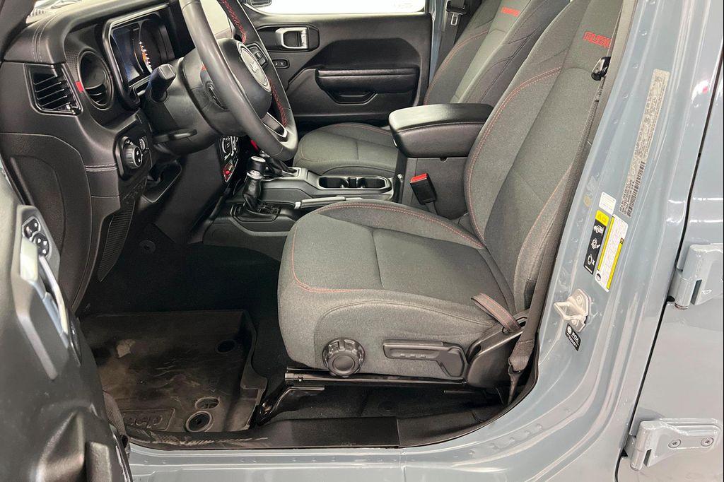 used 2024 Jeep Gladiator car, priced at $43,357