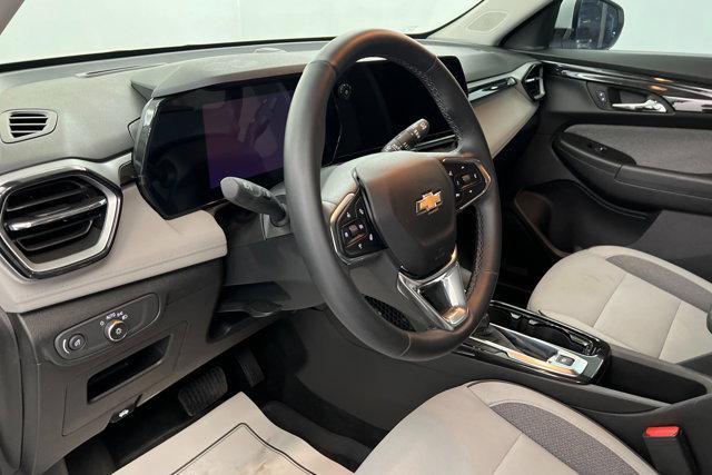 new 2025 Chevrolet TrailBlazer car, priced at $29,715