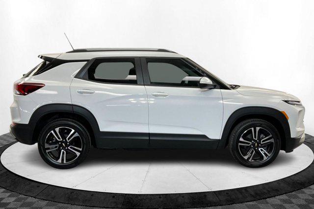 new 2025 Chevrolet TrailBlazer car, priced at $29,715