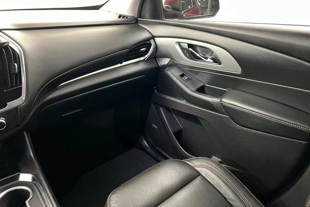 used 2021 Chevrolet Traverse car, priced at $26,116