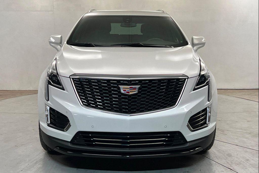 new 2025 Cadillac XT5 car, priced at $46,724