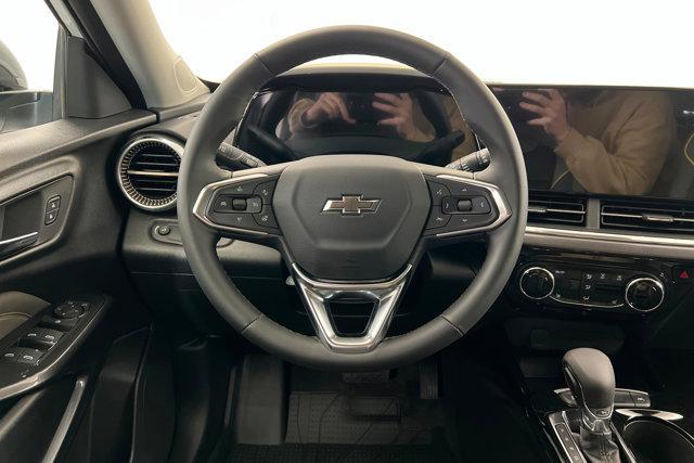 new 2025 Chevrolet Trax car, priced at $26,955