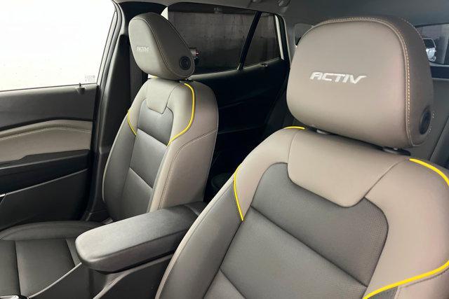 new 2025 Chevrolet Trax car, priced at $26,955