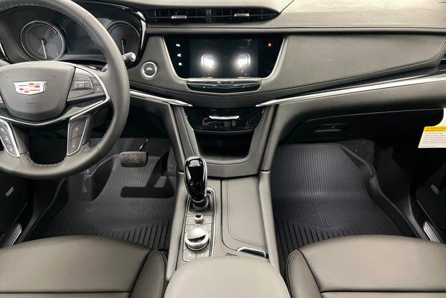 new 2026 Cadillac XT5 car, priced at $59,819