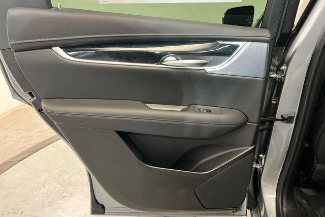 new 2026 Cadillac XT5 car, priced at $59,819