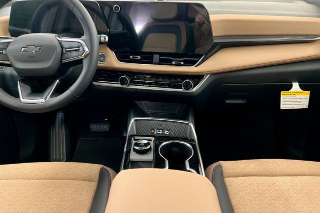 new 2026 Chevrolet Equinox car, priced at $39,290