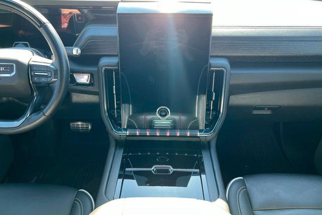 used 2025 GMC Yukon XL car, priced at $88,493