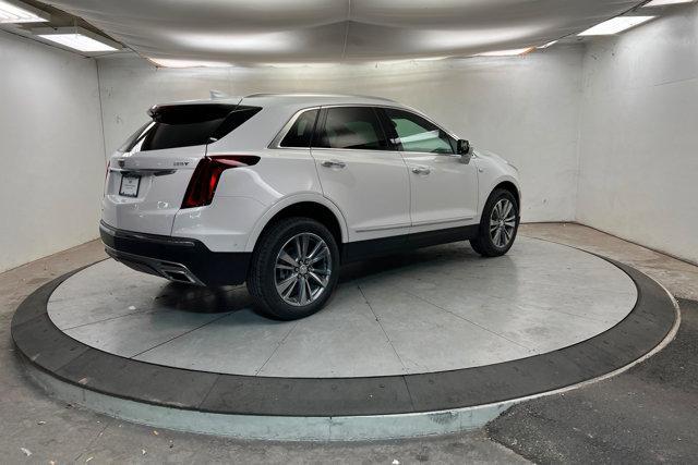 new 2026 Cadillac XT5 car, priced at $61,044