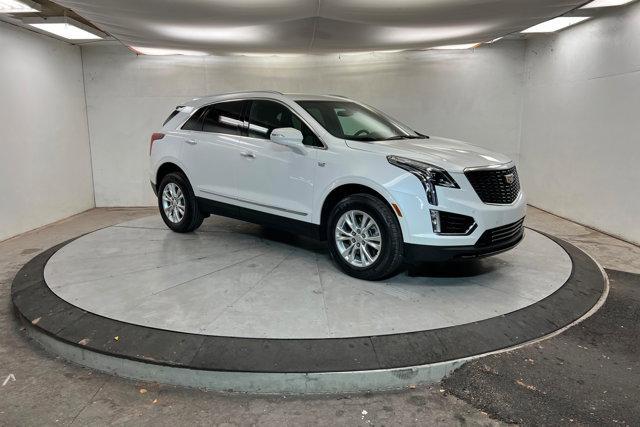 new 2025 Cadillac XT5 car, priced at $46,824