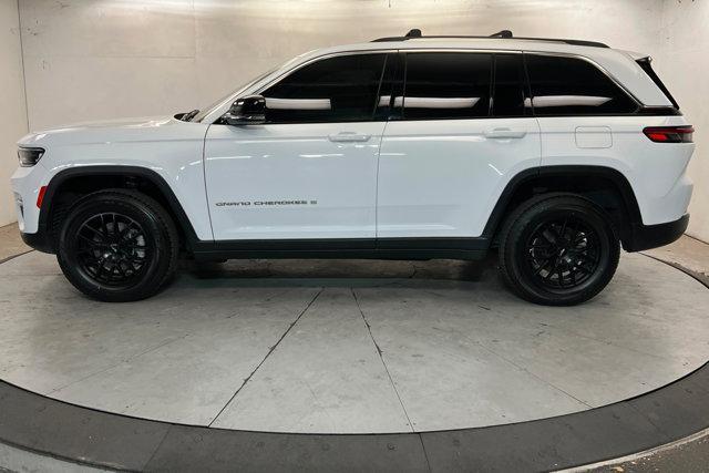 used 2022 Jeep Grand Cherokee car, priced at $30,265
