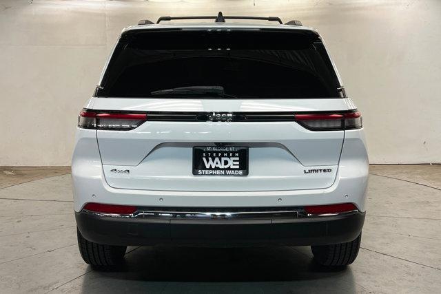 used 2022 Jeep Grand Cherokee car, priced at $30,265
