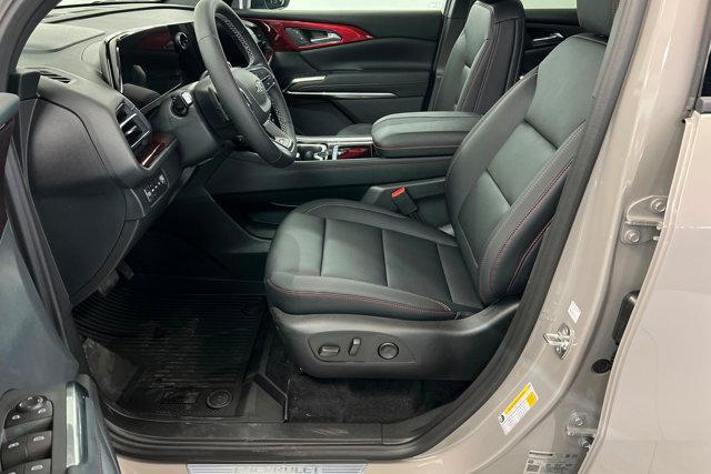 new 2026 Chevrolet Traverse car, priced at $54,045