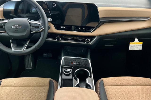 new 2026 Chevrolet Equinox car, priced at $39,485