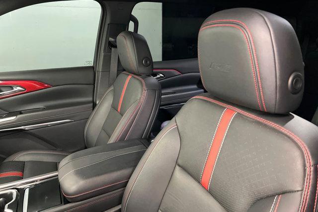 used 2024 Chevrolet Traverse car, priced at $51,385