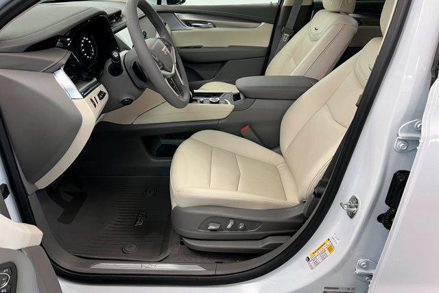 new 2026 Cadillac XT5 car, priced at $59,619