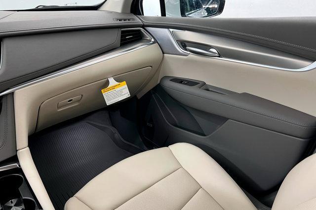 new 2026 Cadillac XT5 car, priced at $59,619