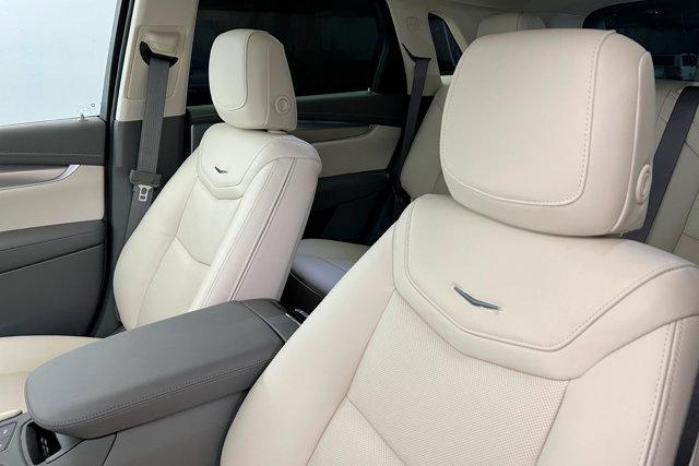 new 2026 Cadillac XT5 car, priced at $59,619